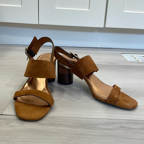 Ted Baker Azmara Suede Block Heel Sandals - Picture 1 of 16